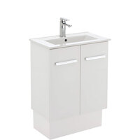 DELGADO Slim 600 Vanity on Kickboard